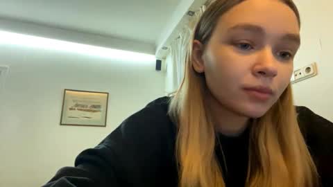 Lei online show from 02-24-26, 04:05