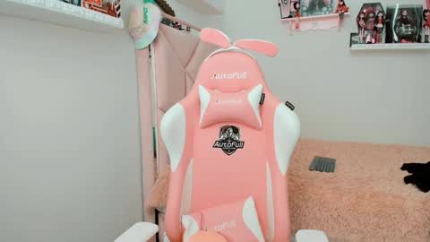 Snapshot of cherrymafer666 chatting on 01-16-25, 10:12 cherrycute666 online show from 01-16-25, 10:12