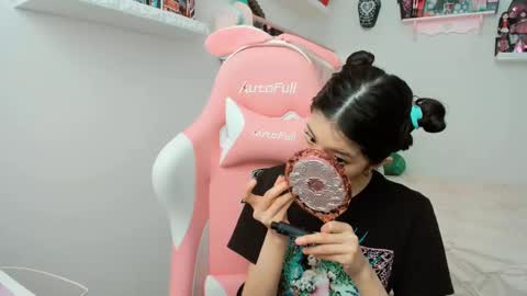 Snapshot of cherrymafer666 chatting on 02-11-25, 07:48 cherrycute666 online show from 02-11-25, 07:48