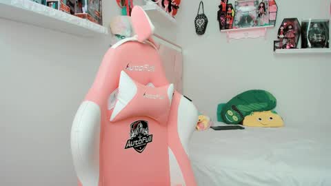 Snapshot of cherrymafer666 chatting on 03-04-25, 08:27 cherrycute666 online show from 03-04-25, 08:27