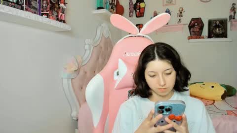 Snapshot of cherrymafer666 chatting on 09-22-25, 05:20 cherrycute666 online show from 09-22-25, 05:20