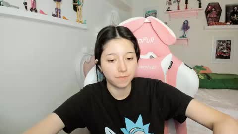 Snapshot of cherrymafer666 chatting on 06-27-26, 07:02 cherrycute666 online show from 06-27-26, 07:02