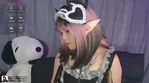 Snapshot of cherrywitchy chatting on 02-25-26, 06:17 Cherry online show from 02-25-26, 06:17