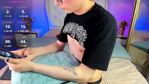 Matias online show from 10-24-25, 09:11