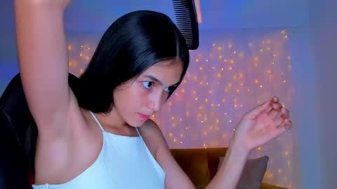 Snapshot of cherylbutler chatting on 12-17-24, 07:37 Cheryl online show from 12-17-24, 07:37