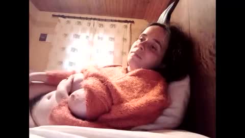 Snapshot of cherymoon89 chatting on 03-12-25, 04:56 CherryMoon online show from 03-12-25, 04:56