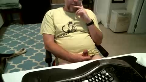 Snapshot of chesbayboy chatting on 05-28-26, 02:36 chesbayboy online show from 05-28-26, 02:36