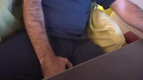 Snapshot of cheslongss chatting on 10-10-25, 03:33 Ches Long online show from 10-10-25, 03:33