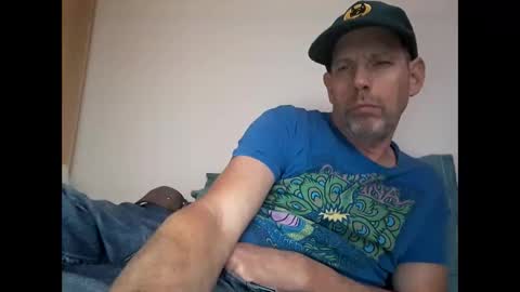Snapshot of chevy69 chatting on 12-02-24, 01:46 chevy69 online show from 12-02-24, 01:46