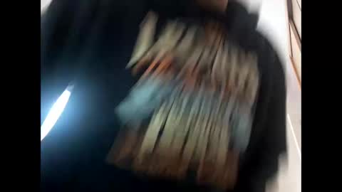 Snapshot of chevy69 chatting on 02-09-25, 03:34 chevy69 online show from 02-09-25, 03:34