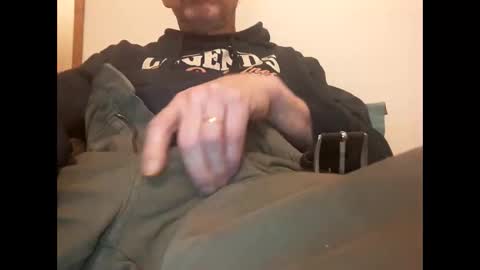 Snapshot of chevy69 chatting on 02-16-25, 08:44 chevy69 online show from 02-16-25, 08:44