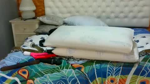 Snapshot of cheyennel chatting on 02-12-25, 10:37 cheyennel online show from 02-12-25, 10:37