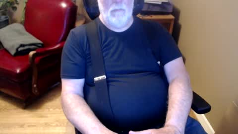 Snapshot of chgodad chatting on 02-28-25, 12:52 chgodad online show from 02-28-25, 12:52