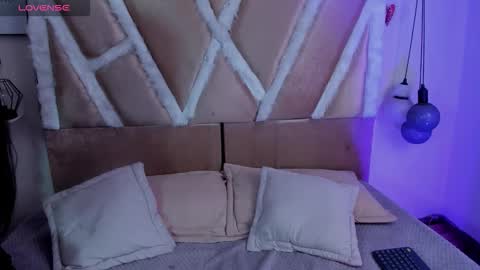 chhloe69 online show from 02-10-26, 07:40