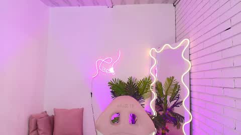 Chiara  online show from 02-27-25, 06:50