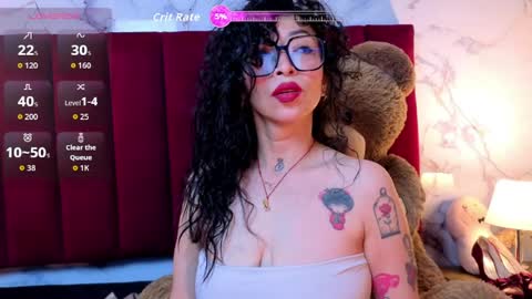 Snapshot of chiarajjones chatting on 06-23-26, 12:47 CHIARA online show from 06-23-26, 12:47