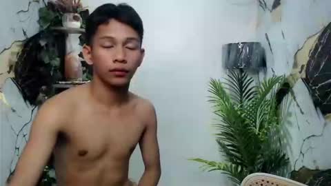 Snapshot of chick_renz chatting on 09-29-25, 05:56 chick_renz online show from 09-29-25, 05:56