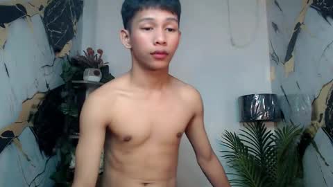 Snapshot of chick_renz chatting on 10-03-25, 05:21 chick_renz online show from 10-03-25, 05:21