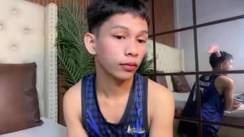 Snapshot of chick_renz chatting on 05-30-26, 12:41 chick_renz online show from 05-30-26, 12:41