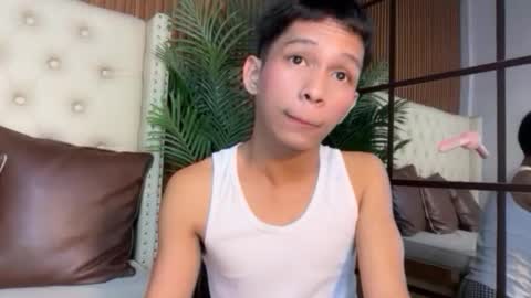 Snapshot of chick_renz chatting on 06-01-26, 02:19 chick_renz online show from 06-01-26, 02:19