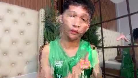 Snapshot of chick_renz chatting on 06-07-26, 05:06 chick_renz online show from 06-07-26, 05:06