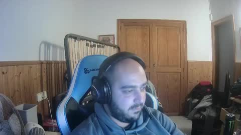 Snapshot of chicomallorca96 chatting on 02-18-25, 05:10 chicomallorca96 online show from 02-18-25, 05:10