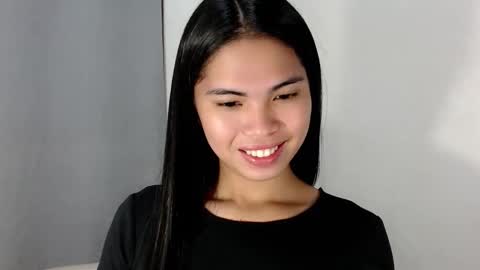 Snapshot of chictemptation_ chatting on 02-22-26, 11:47 CRISTINE3. online show from 02-22-26, 11:47