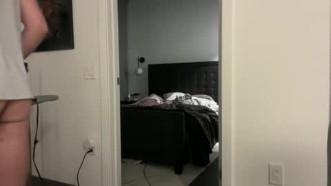 ChiGuy841 online show from 04-20-26, 01:30