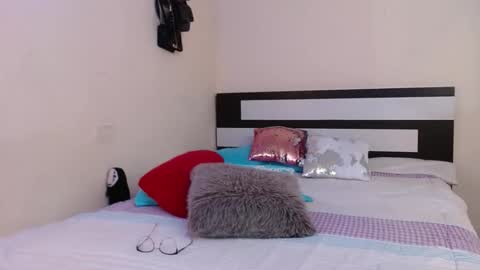  Valentina  online show from 02-08-25, 09:57