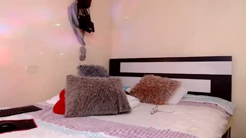  Valentina  online show from 05-14-26, 09:10