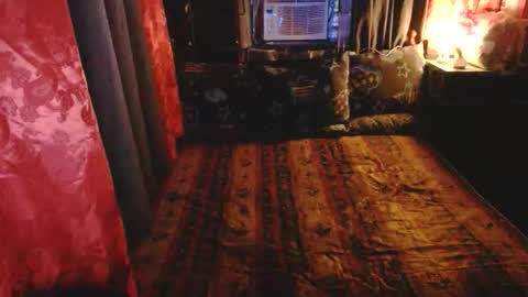 Snapshot of chilihotcumts chatting on 01-31-26, 07:11 angel tscum online show from 01-31-26, 07:11