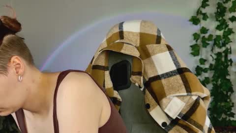 Bella online show from 03-30-26, 09:10