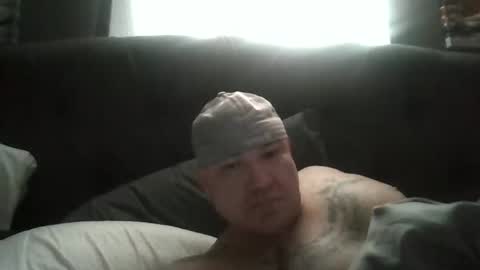 Snapshot of chippertaboo chatting on 02-06-26, 02:53 stud4yourwife online show from 02-06-26, 02:53