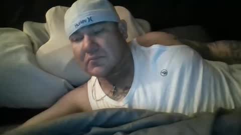 Snapshot of chippertaboo chatting on 02-17-26, 10:01 stud4yourwife online show from 02-17-26, 10:01