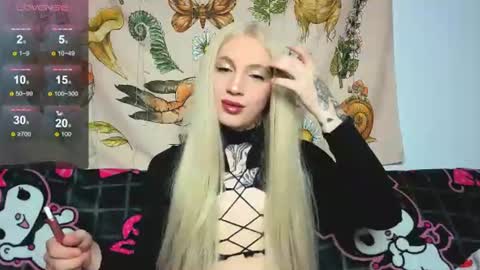 Chloe INDEPENDENT MODEL online show from 06-18-26, 03:05