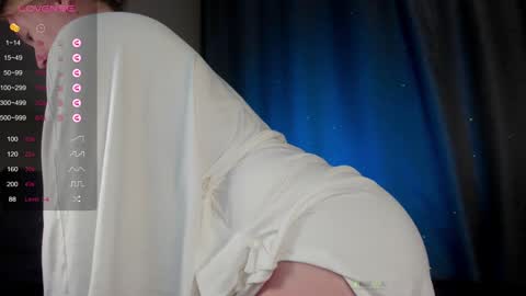 Chloe online show from 01-07-25, 04:18