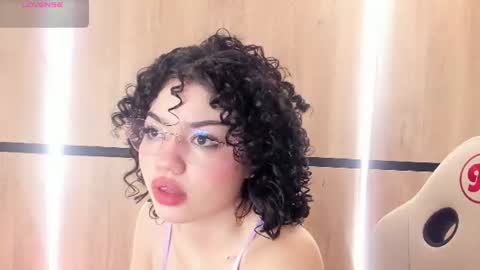 Snapshot of chloe_cortez chatting on 07-16-26, 12:11 chloe online show from 07-16-26, 12:11