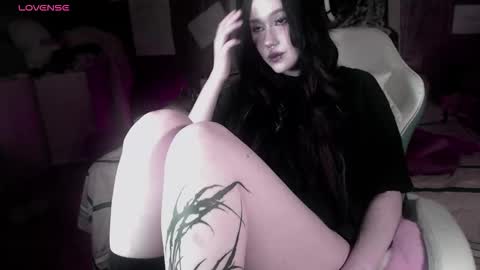 chloe_crystall_killer online show from 03-07-26, 11:02