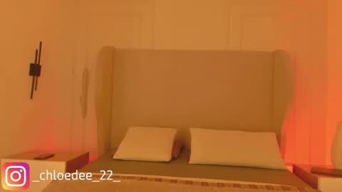 Chloe online show from 02-12-26, 10:54