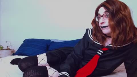 Snapshot of chloe_dusk chatting on 09-23-25, 04:04 your gal chlo online show from 09-23-25, 04:04