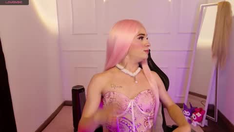 Chloe online show from 11-14-25, 11:42