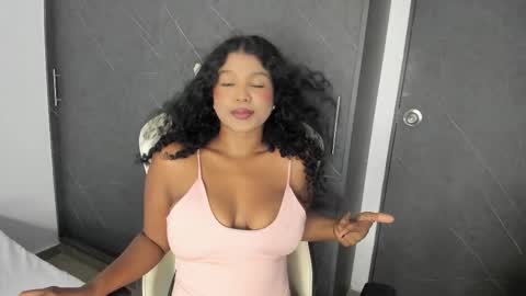 chloe online show from 03-25-26, 11:33