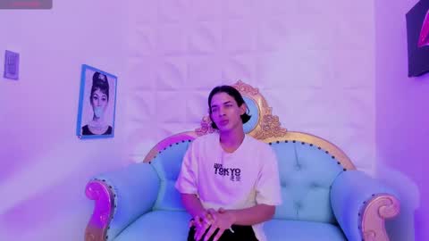 chloe online show from 11-21-25, 09:57