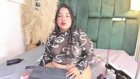 Chloe online show from 02-07-26, 06:55