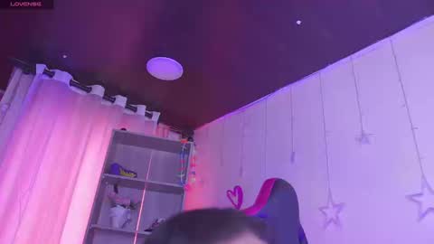 CLOE  online show from 09-23-25, 08:45