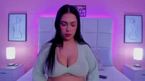 Snapshot of chloe_parker_ chatting on 07-08-26, 03:55 cloe online show from 07-08-26, 03:55