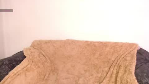 chloe_peach_ online show from 05-15-26, 12:01
