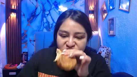 chloe_smith5 online show from 02-23-26, 01:08