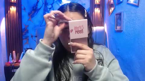 chloe_smith5 online show from 03-13-26, 01:18