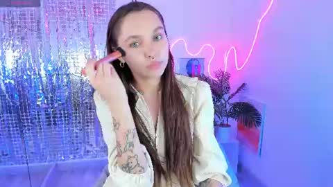 Snapshot of chloe_sunny chatting on 06-26-26, 01:59 Chloe online show from 06-26-26, 01:59